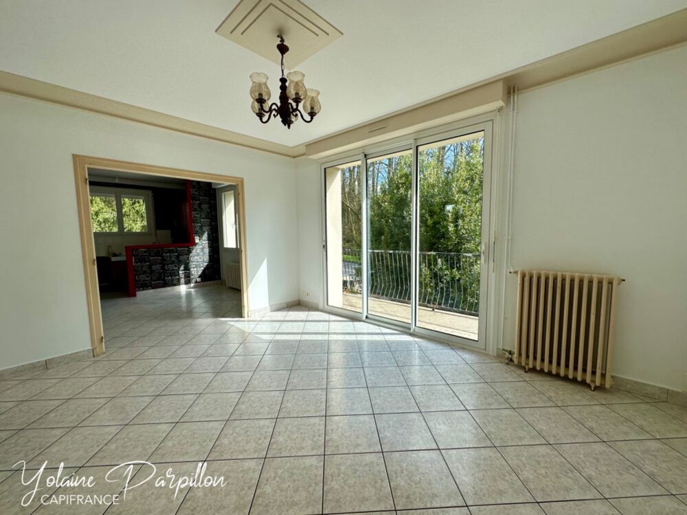 Maison à vendre avec 2 logements loués, LES ESSARTS EN BOCAGE (85)