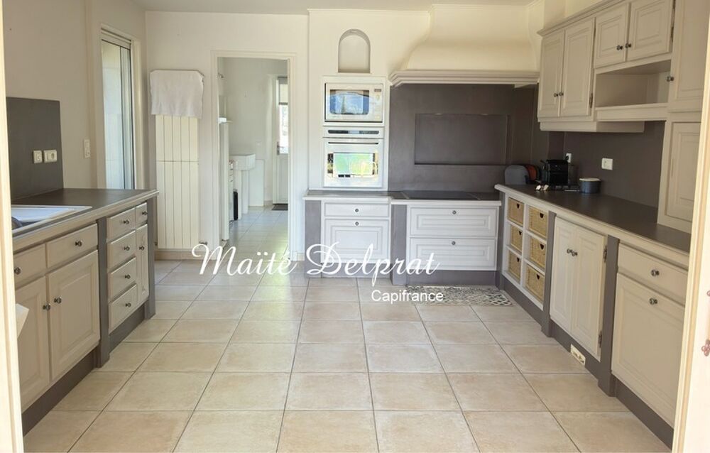 � vendre  Propri�t�/ch�teau Propiac (26170)