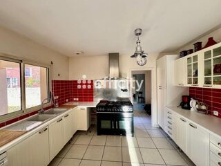  Villa � vendre 6 pi�ces 142 m�