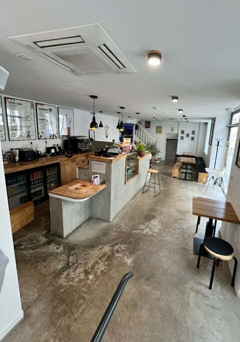  À VENDRE – FONDS DE COMMERCE RESTAURATION STREET FOOD – EMPLACEMENT N°1 – NANTES CENTRE 
