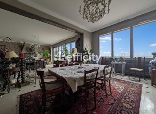  Appartement � vendre 8 pi�ces 310 m�