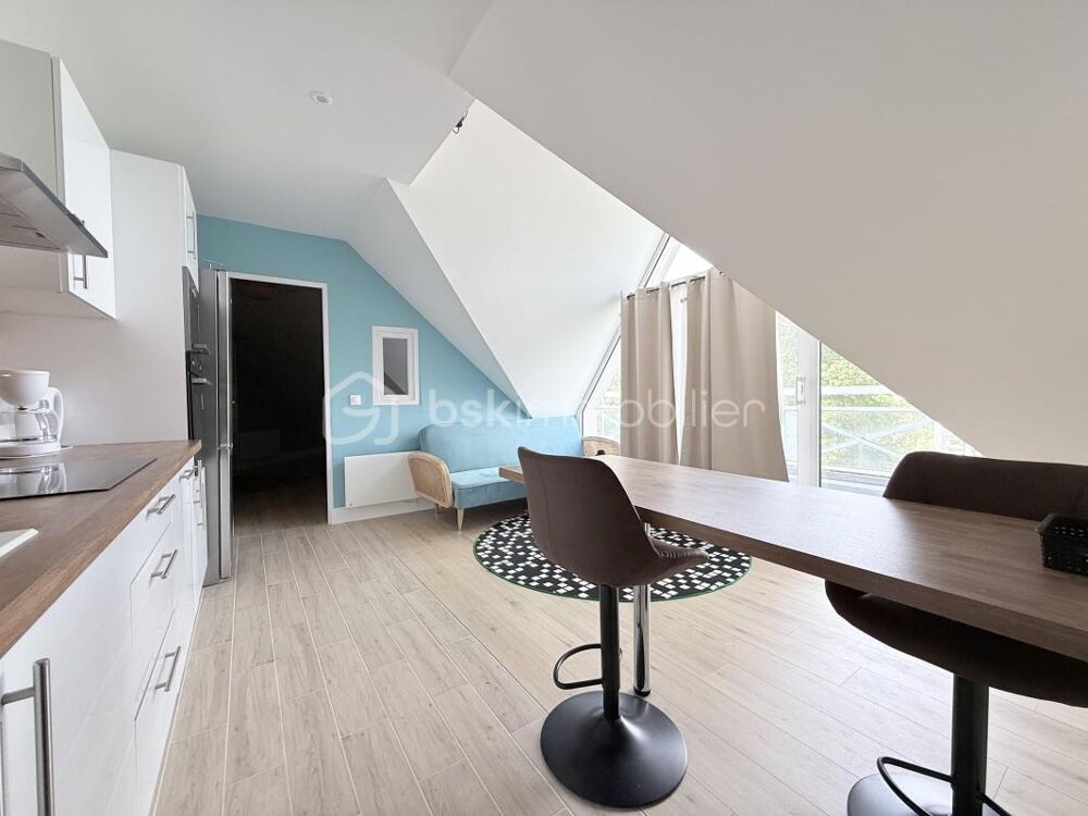 Location Appartement F2 / Appartement 2 pièces meublé refait à neuf avec balcon – Centre-ville de Pontault – Tout à pied Pontault combault