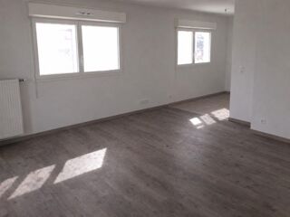  Appartement à louer 3 pièces 67 m²