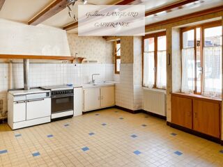  Maison  vendre 8 pices 196 m