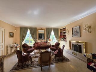  Maison à vendre 11 pièces 282 m²