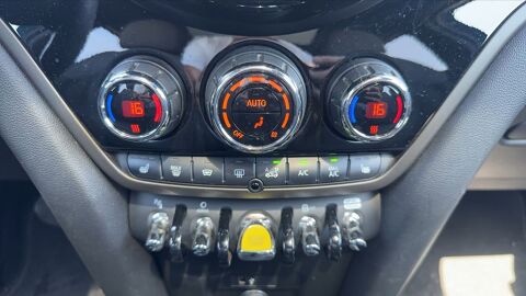 Countryman 1.5 i 220 Plug in Hybrid ALL4 Steptronic6 Northwood - Automa 2020 occasion 69780 Saint Pierre De Chandieu