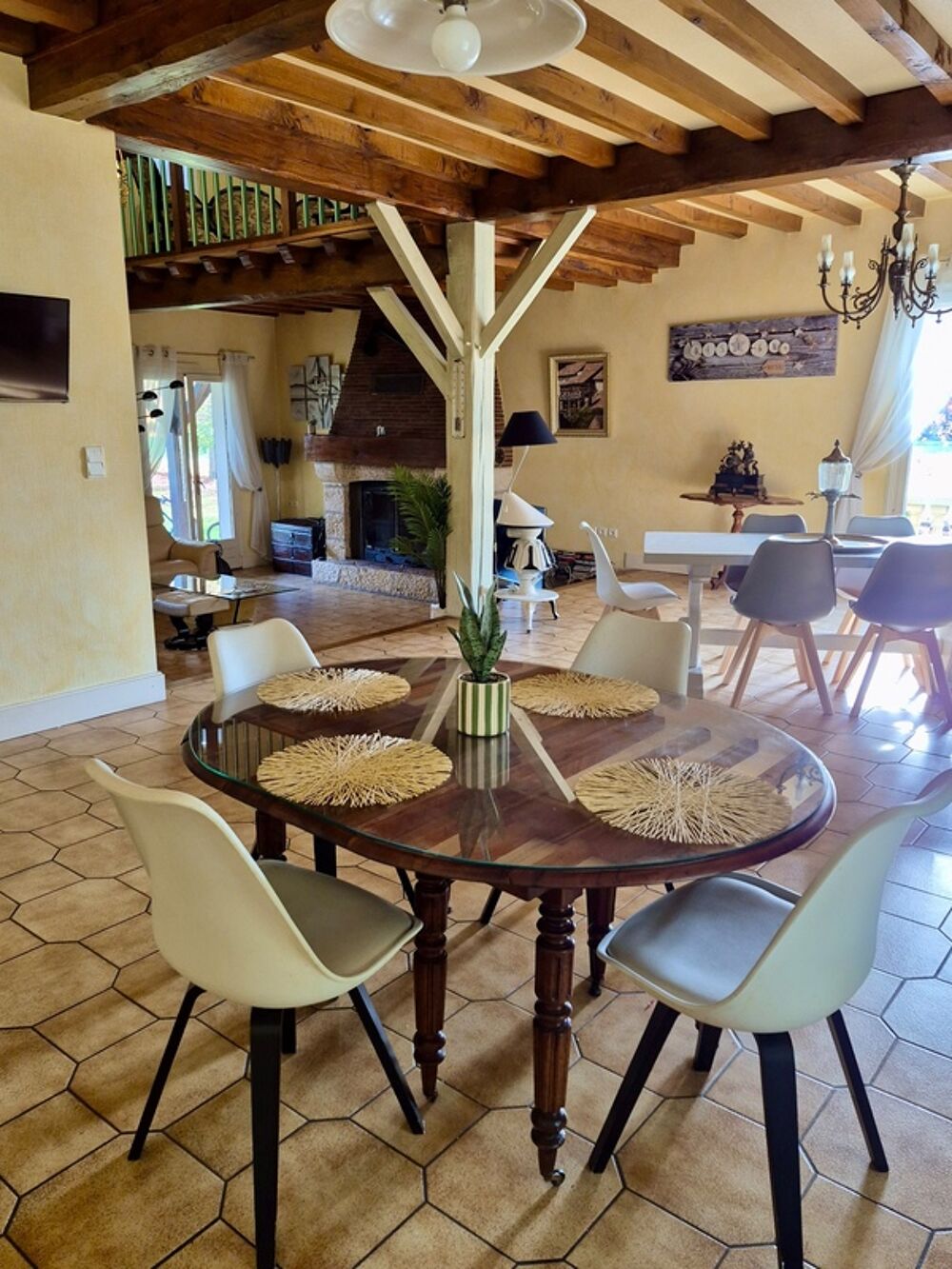 47Lot-et-Garonne (47)  Villa semi enterrée avec piscine