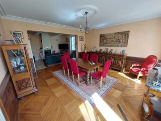  Propriété/château à vendre 7 pièces 315 m²
