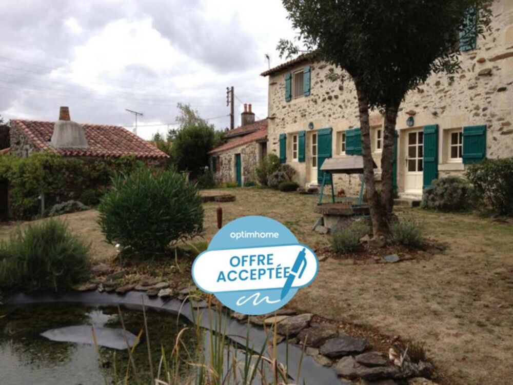 LA TAILLEE 85450 AU CALME ABSOLU MAGNIFIQUE MAISON DE CAMPAGNE RENOVEE AVEC GITE AU BORD DE L'EAU