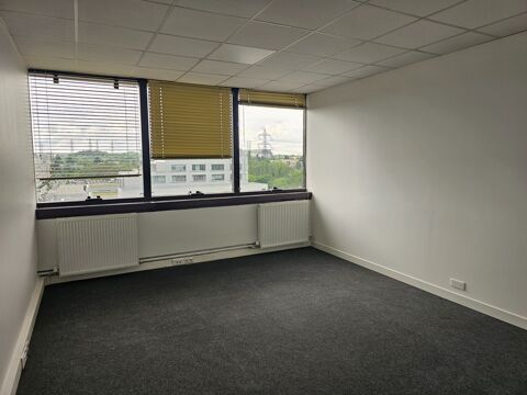 Bureau de 20 m2 &agrave; louer &agrave; Cergy Pr&eacute;fecture 442 95000 Cergy