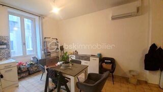  Immeuble à vendre 8 pièces 750 m²