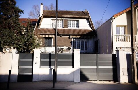   Maison meuble  louer Maison - 5 pice(s) - 250 m