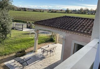  Villa  vendre 8 pices 184 m