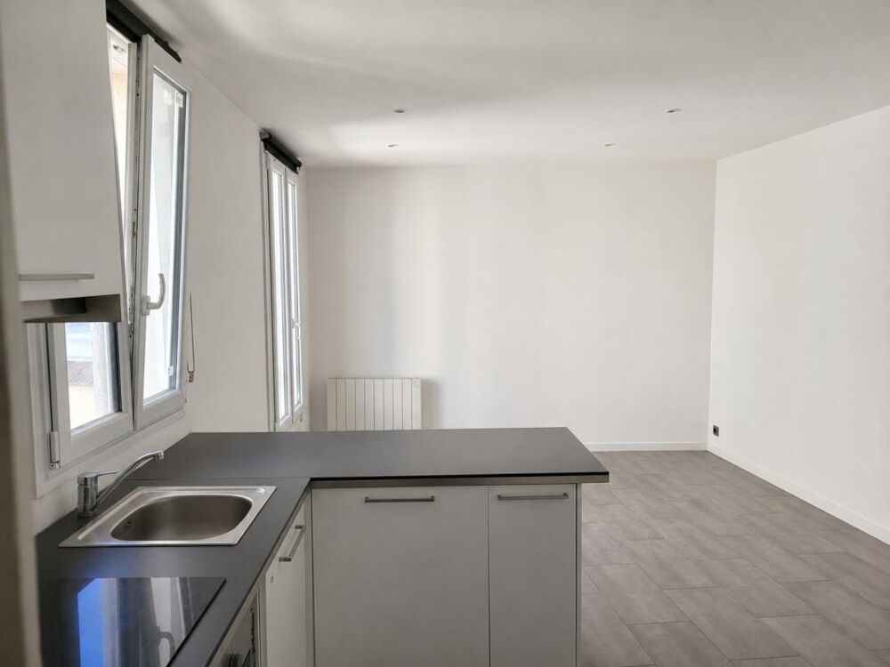 Studio de 22.89m² - CHAVILLE CENTRE VILLE