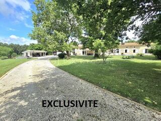  Propri�t�/ch�teau � vendre 10 pi�ces 379 m�