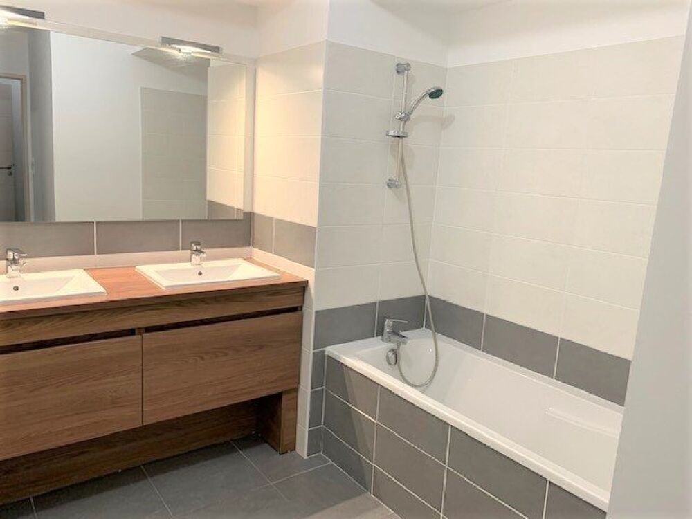 Location Appartement T3 avec parking et balcon à Castelnau-le-nez Castelnau le lez