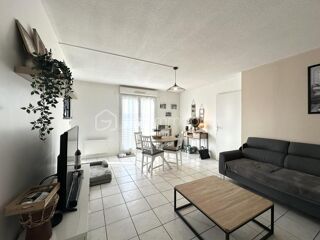  Appartement  vendre 2 pices 54 m