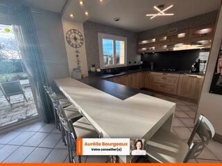  Maison � vendre 9 pi�ces 180 m�