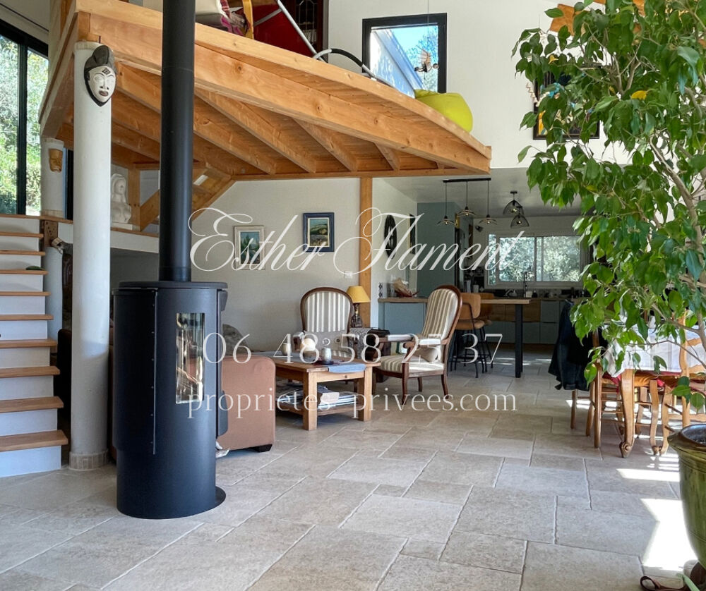 Maison d'architecte à vendre à Saint-Jean-du-Pin ,Immobilier Cévennes ,Esther Flament, conseillère à Anduze