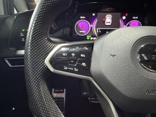 Golf VIII Hatchback GTE 1.4 TSi 16V 245 Plug in Hybrid DSG6 150 c 2020 occasion 85190 Venansault