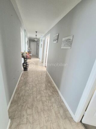  Appartement  vendre 6 pices 117 m