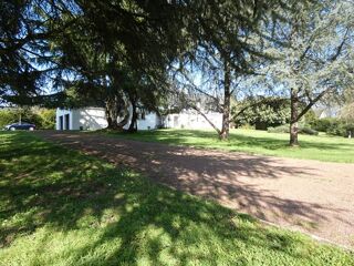  Propri�t�/ch�teau � vendre 8 pi�ces 320 m�