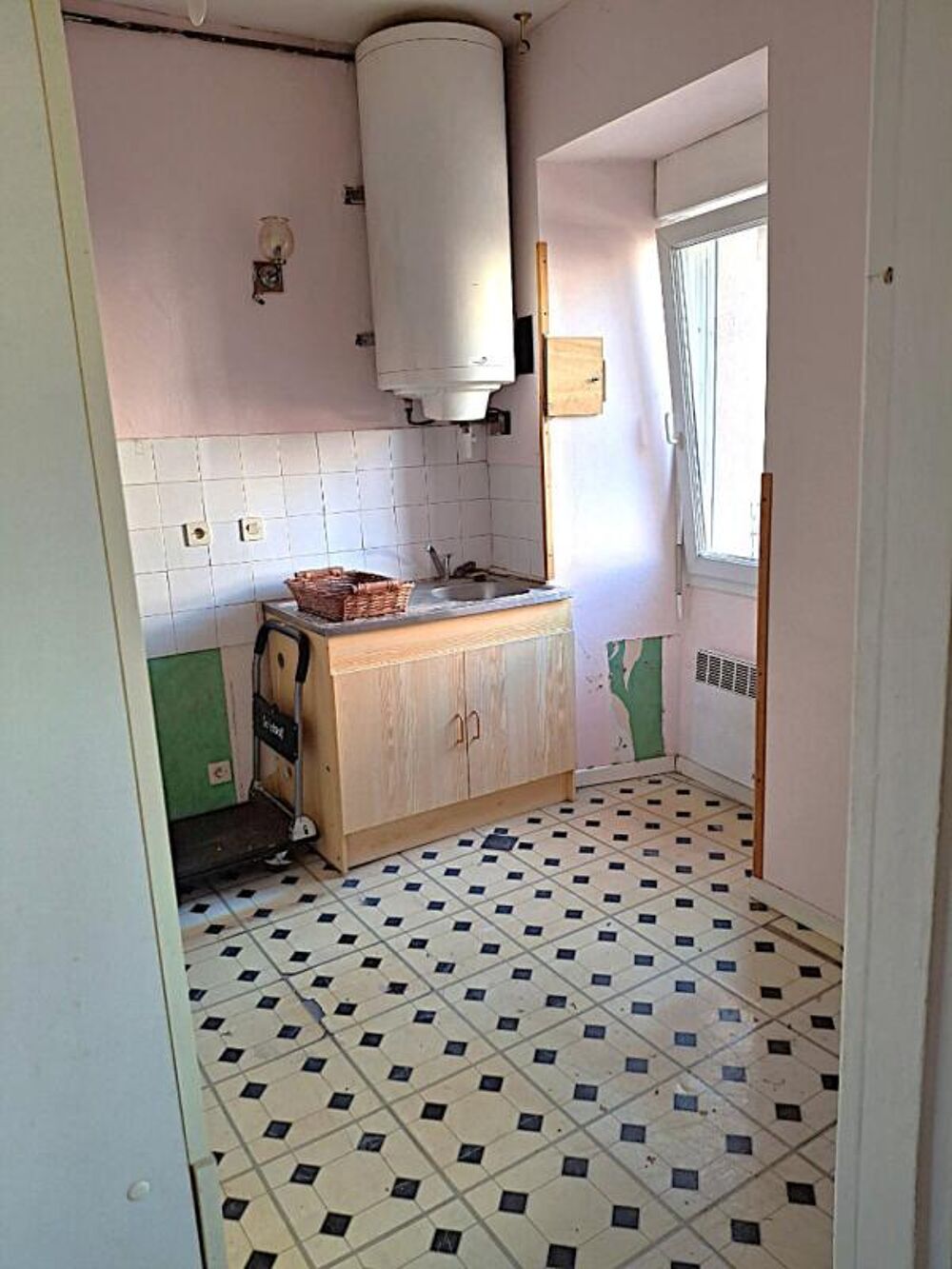 Vente Appartement Appartement de caractère type 2 de 21 M2 + galeta ? Coeur historique de Millau Millau