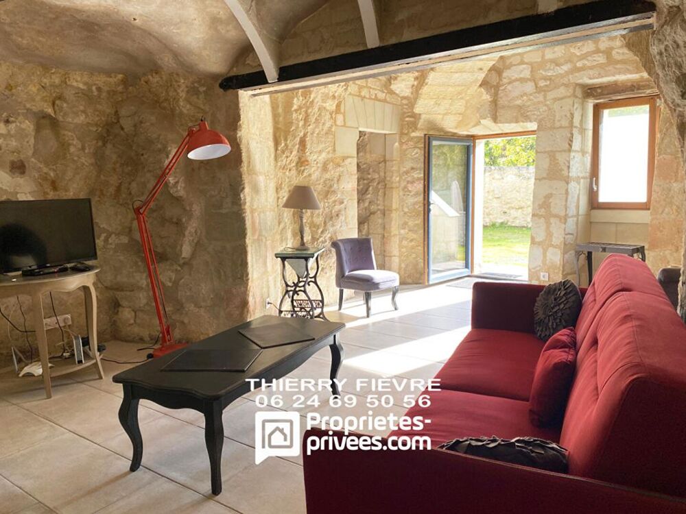 Bellevigne Les Chateaux 49400 - Maison semi troglodytique de 114 m2 sur un terrain de 485 m2