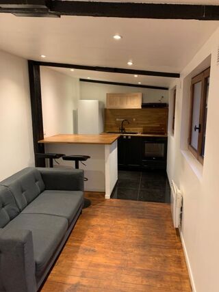  Appartement à louer 2 pièces 32 m²