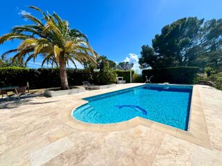  Villa à vendre 6 pièces 156 m²