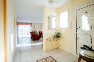  Villa  vendre 5 pices 115 m