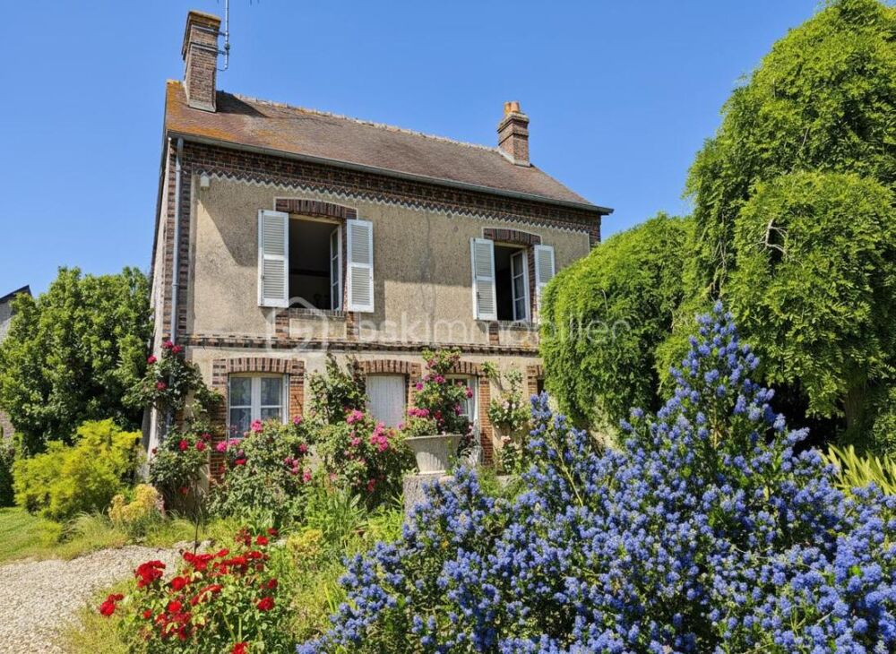 Maison 5 pièces 130 m² · à Chaise Dieu du Theil · 130 m² · 160 000 €