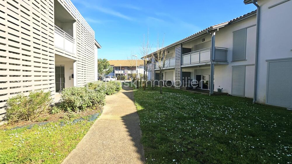 SOUSTONS  Appartement T2 récent avec terrasse et double parking en sous-sol