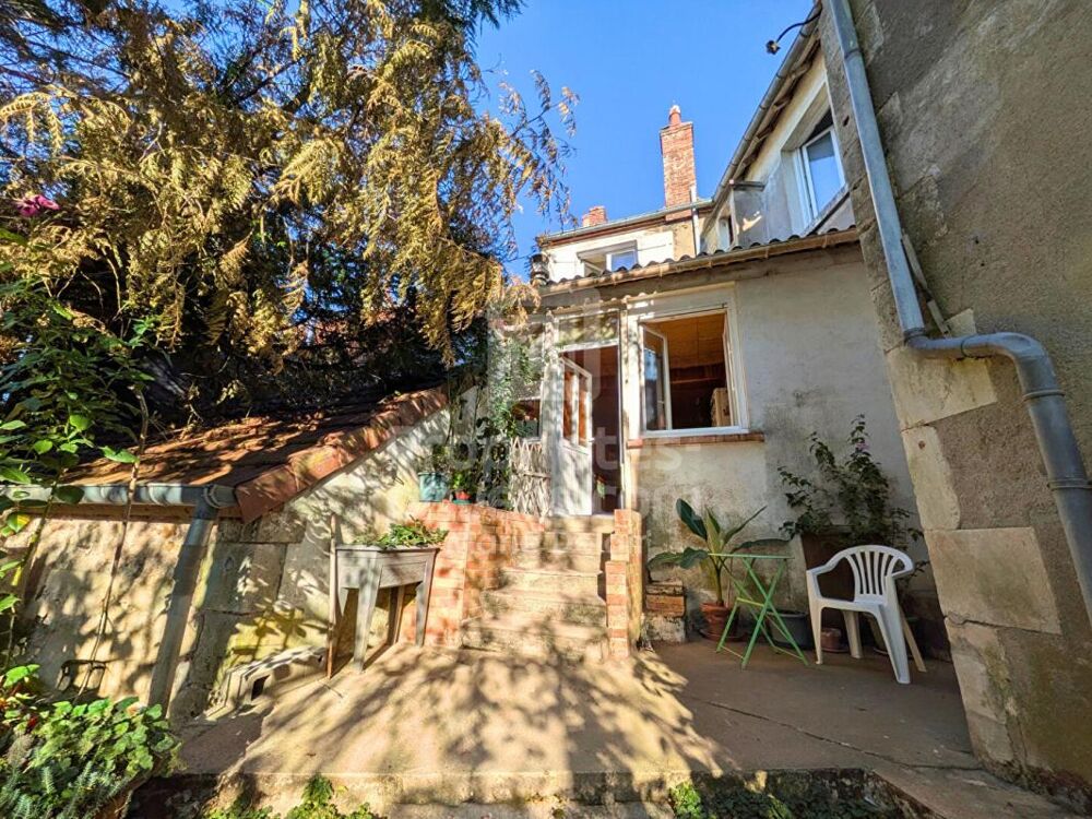 Maison Saint Andelain 6 pièce(s) 196 m2