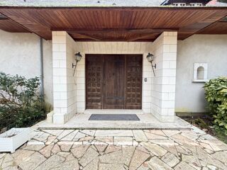  Propri�t�/ch�teau � vendre 12 pi�ces 303 m�