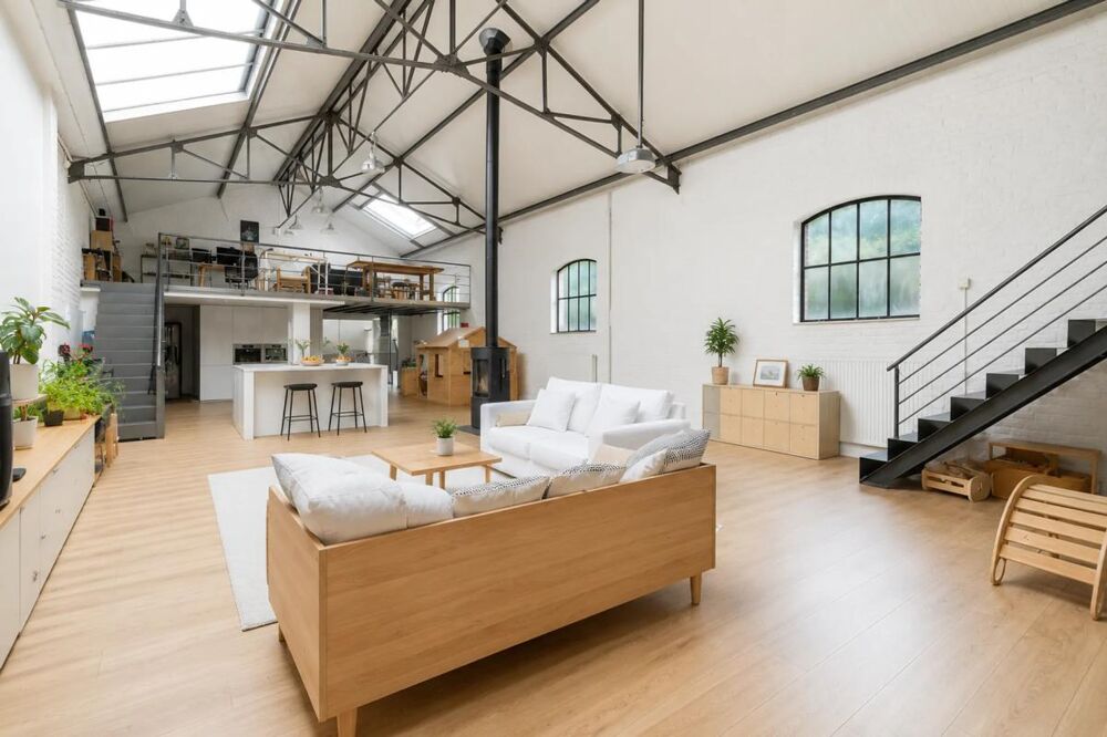 Loft de 5 pièces de 240 m² à Faches-Thumesnil