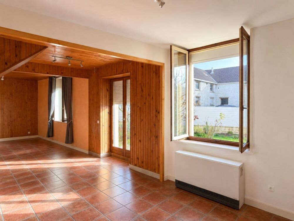 Vente Maison MAISON 4 CHAMBRES AVEC GARAGE ET JARDINET Saint dizier