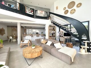  Maison  vendre 7 pices 223 m