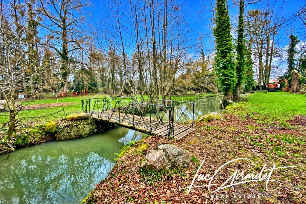 � vendre  Propri�t�/ch�teau Coulommiers (77120)