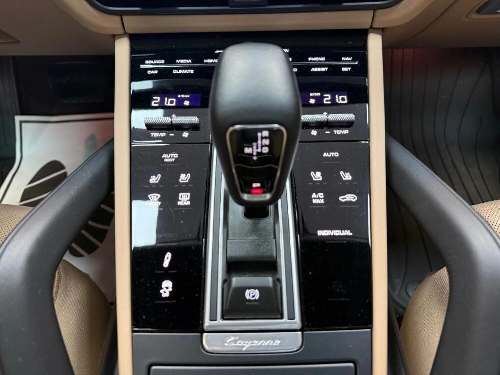 Cayenne Coupe E-Hybrid 3.0 V6 462 ch Tiptronic BVA Platinum Edition 2023 occasion 06700 Saint Laurent Du Var