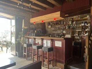  Immeuble à vendre 6 pièces 189 m²