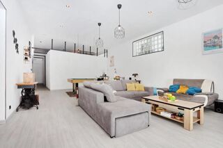  Maison à vendre 10 pièces 370 m²