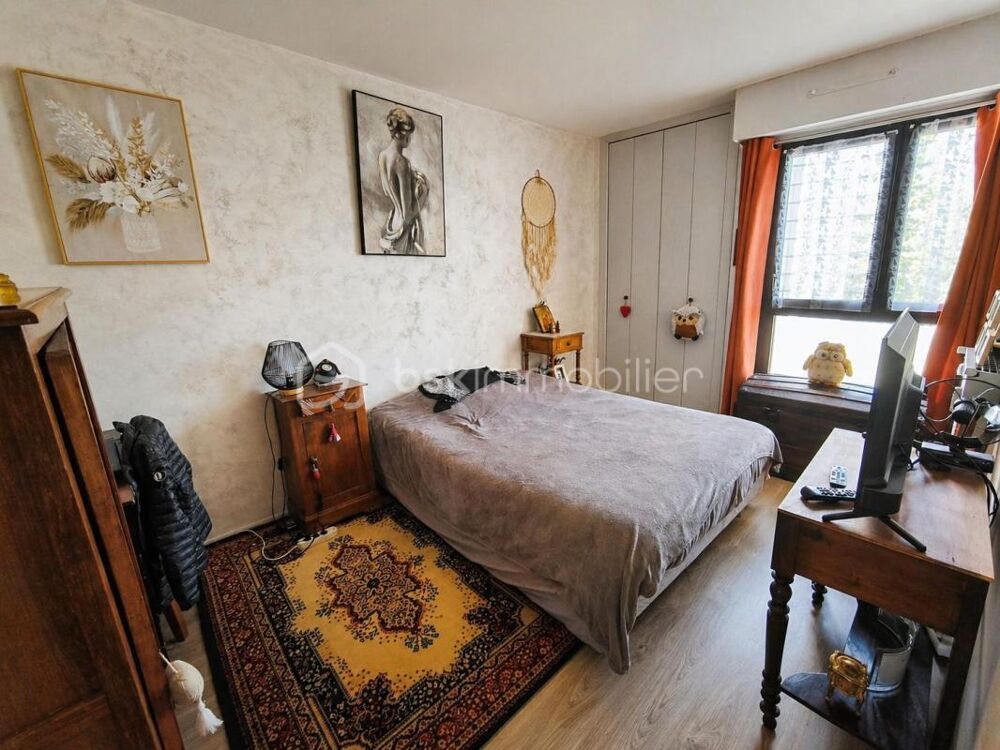 Appartement 2 pièces avec balcon, cave et ascenseur  Investissement locatif  Limoges