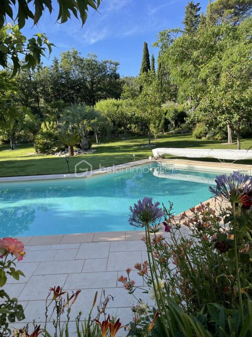  vendre  Proprit/chteau Noules (83136)