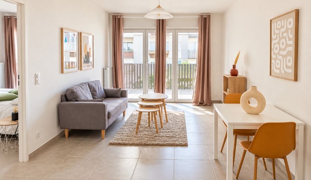 T2 meublé avec parking et terrasse à TOULON
