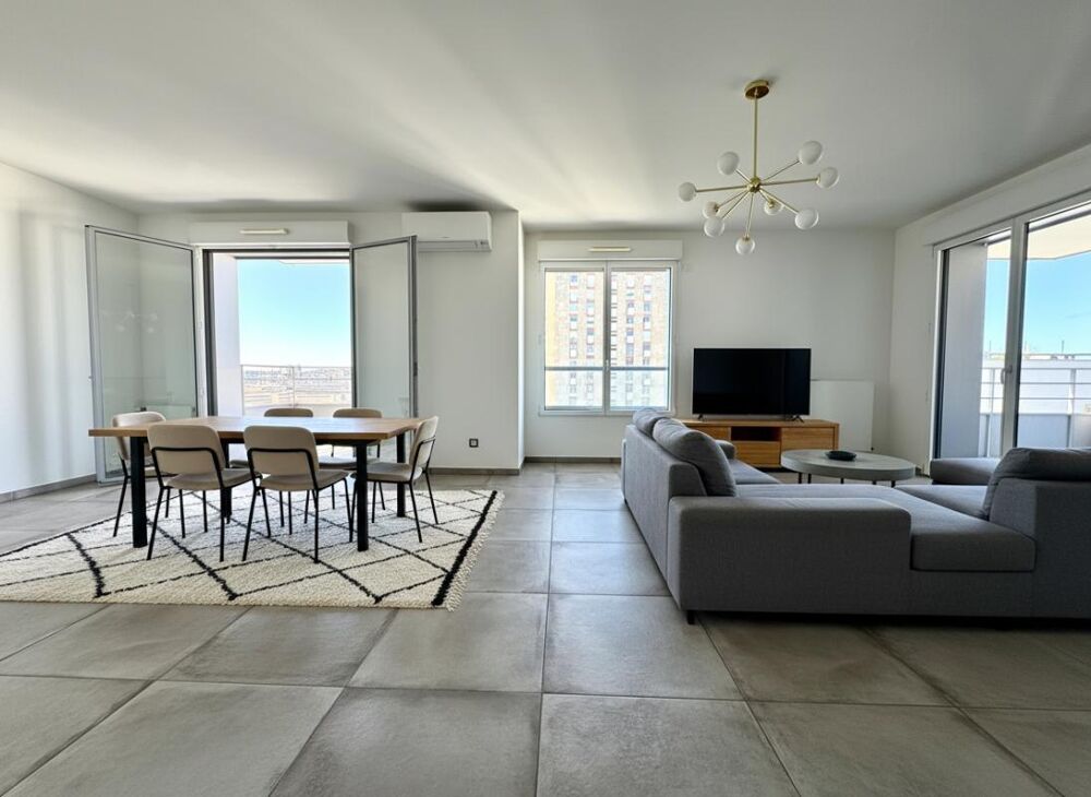 appartement de 85 m² en étage élevé (2019)