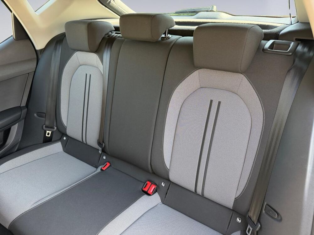 Leon IV 1.5 ETSI HYBRID 115 BUSINESS DSG7 2025 occasion 55800 Contrisson