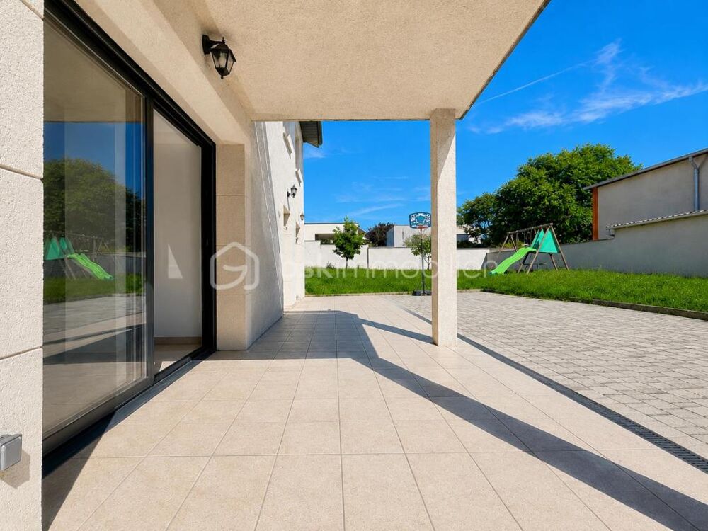 Vente Maison EN EXCLUSIVITÉ – Maison familiale rénovée, DPE A, à deux pas du centre-ville Villefranche sur saone