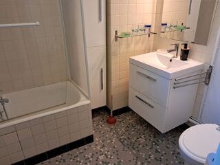  Appartement à louer 1 pièce 28 m²
