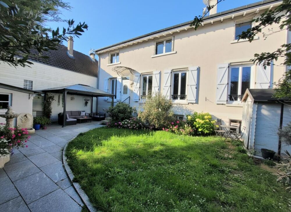 Vente Maison Maison Argenteuil, secteur Orgemont, 95100 Val d'Oise 6 pièce(s) 122 m2 habitables Argenteuil